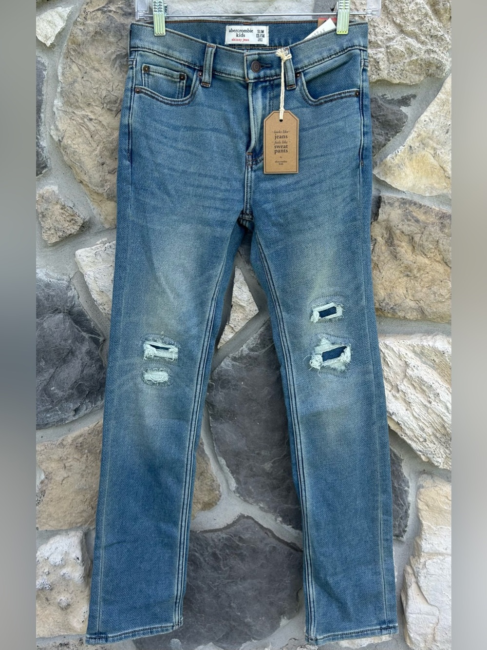 NEW Abercrombie Kids Jeans Boys Size 13/14 Slim Skater Distressed Back To School